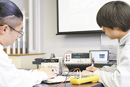 Understanding the basis of Medicine, Clinical Engineering and its duties