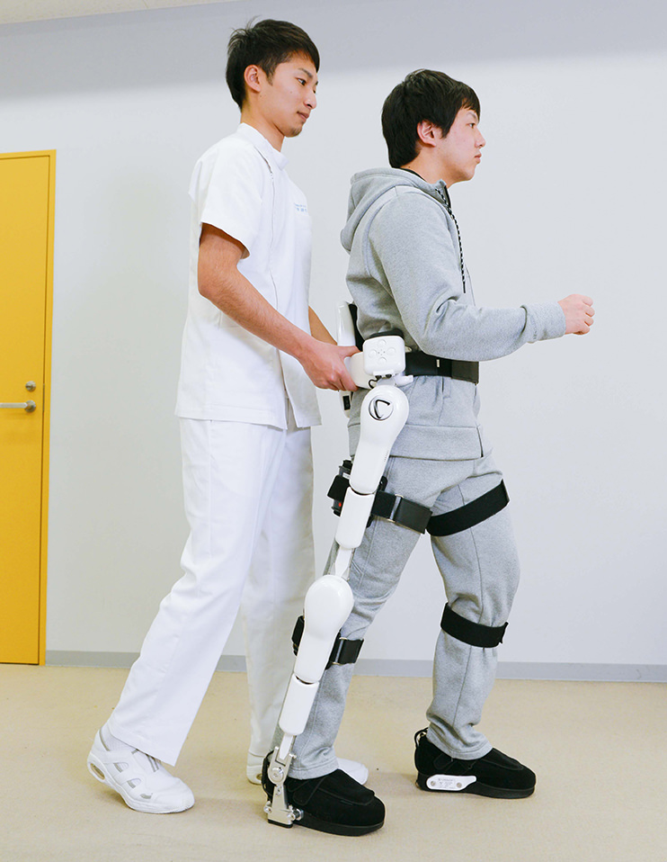 最先端の機能再生治療 ロボットスーツHAL®を利用した最先端の機能再生治療が学べます